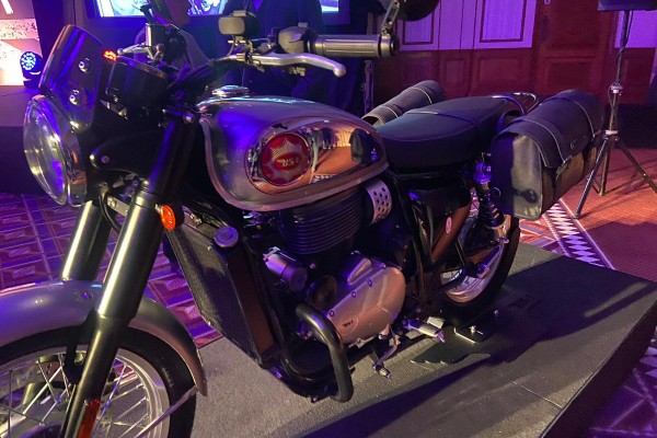 BSA Goldstar 650 Officially Revealed