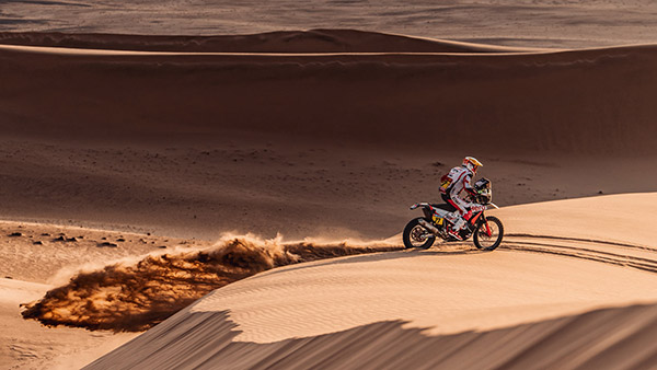 Dakar 2022 Stage 12 Results — Quintanilla & Lategan Claim Stage Wins As Sunderland & Al-Attiyah Finish On Top
