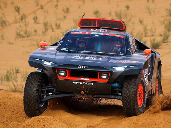 Dakar 2022 Stage 3 Results: Hero & Rodrigues Make History As Sainz Claims First Victory For EVs