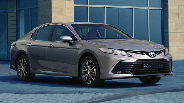 Five Things You Should Know About The 2022 Toyota Camry Hybrid: Generation, Design & More
