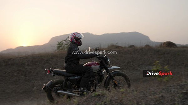 Yezdi Scrambler Review — The Scrambler Spirit Is Alive & Kicking