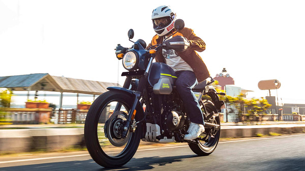 Royal Enfield Scram 411 Vs Yezdi Scrambler: Powertrain, Features, Price & More