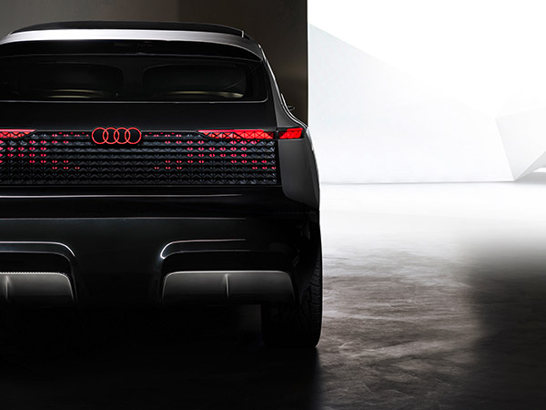 Audi Urbansphere Concept Revealed