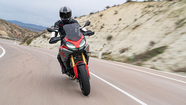 BMW F 900 XR Launched In India At Rs 12.3 Lakh