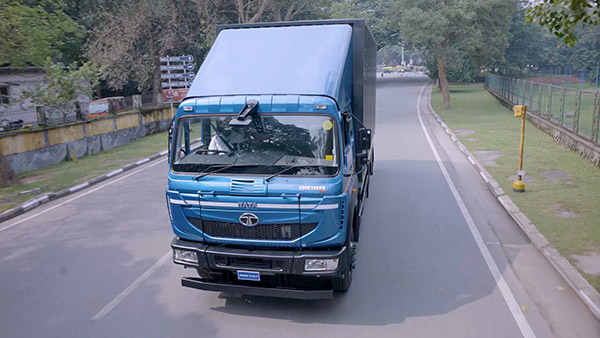 Tata Motors Receives 1,300 Commercial Vehicles’ Order From VRL Logistics