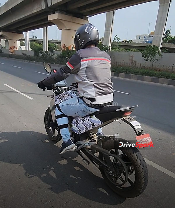 Spy Pics: Oben Rorr Electric Motorcycle Spotted Testing