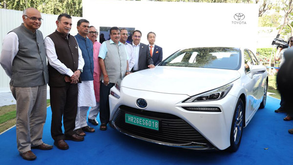 First Hydrogen Powered Toyota Mirai Gets Registered In Kerala ...