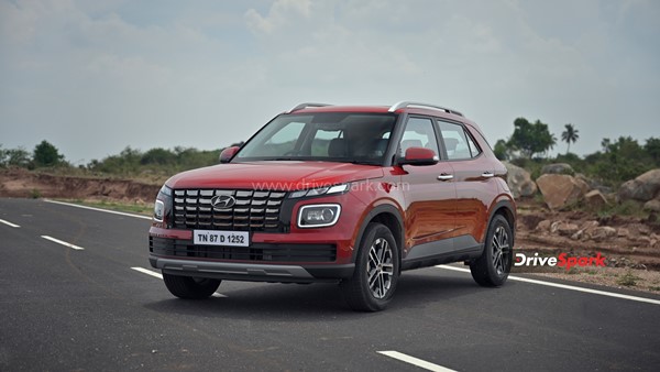 2022 Hyundai Venue Review: Design, Specs, Performance, Interiors, Features, & Other Details
