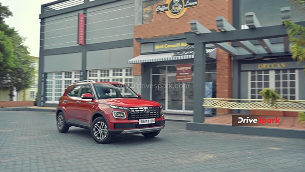 2022 Hyundai Venue Review: Design, Specs, Performance, Interiors, Features, & Other Details