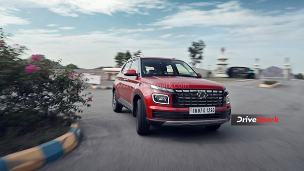 2022 Hyundai Venue Review: Design, Specs, Performance, Interiors, Features, & Other Details