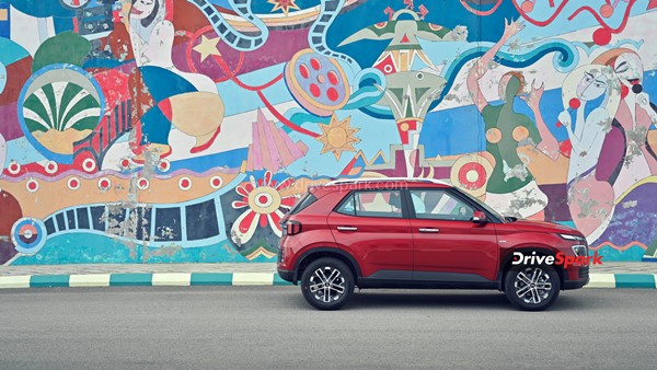 2022 Hyundai Venue Review: Design, Specs, Performance, Interiors, Features, & Other Details