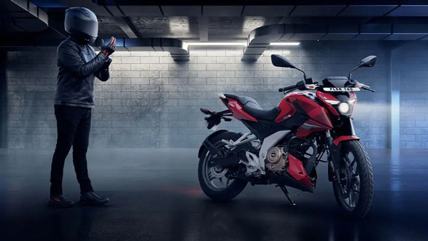 Bajaj Pulsar N160 Vs Bajaj Pulsar NS160 - Specs Comparo
