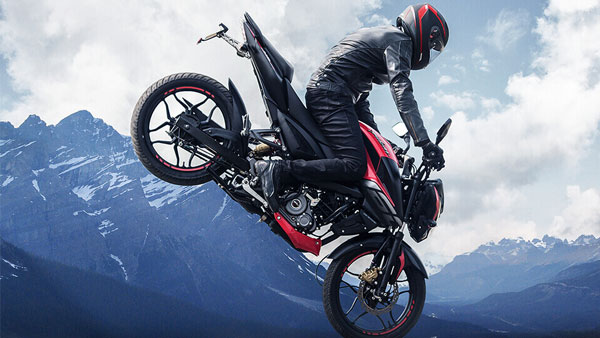 Bajaj Pulsar N160 Vs Bajaj Pulsar NS160 - Specs Comparo
