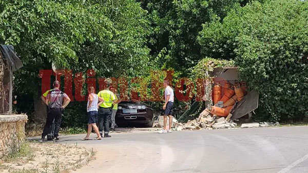 Cristiano Ronaldo's $2 Million Bugatti Veyron Grand Sport Vitesse Crashes In Spain