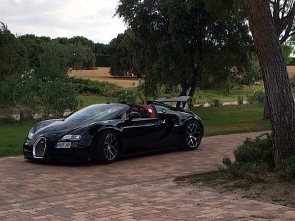 Cristiano Ronaldo's $2 Million Bugatti Veyron Grand Sport Vitesse Crashes In Spain