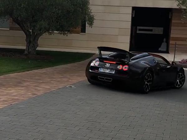 Cristiano Ronaldo's $2 Million Bugatti Veyron Grand Sport Vitesse Crashes In Spain