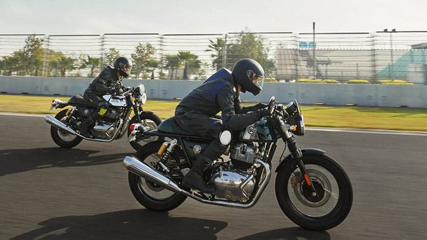 Royal Enfield Super Meteor Spotted Testing Again - Looks Almost Ready