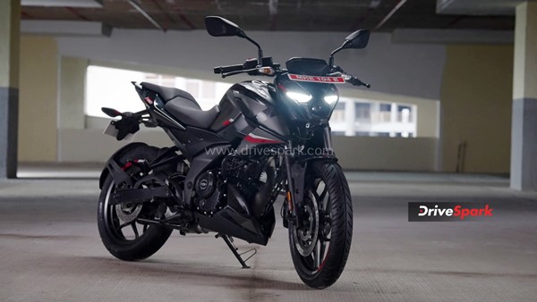 Bajaj Pulsar N160 Review: Design, Specs, Performance, Features, Handling, Ride Comfort & Other Details
