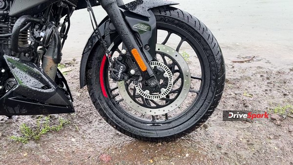 Bajaj Pulsar N160 Review: Design, Specs, Performance, Features, Handling, Ride Comfort & Other Details