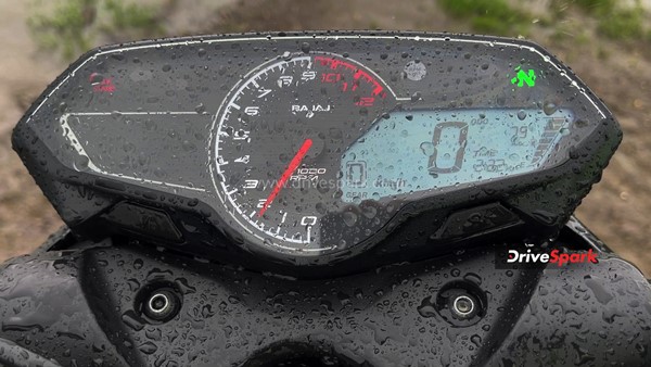 Bajaj Pulsar N160 Review: Design, Specs, Performance, Features, Handling, Ride Comfort & Other Details