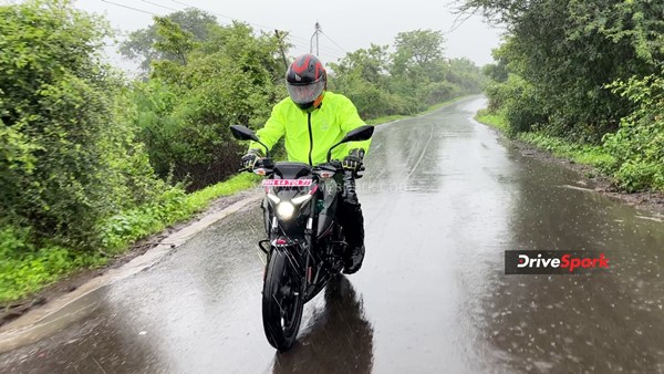 Bajaj Pulsar N160 Review: Design, Specs, Performance, Features, Handling, Ride Comfort & Other Details