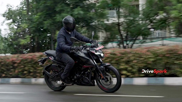 Bajaj Pulsar N160 Review: Design, Specs, Performance, Features, Handling, Ride Comfort & Other Details