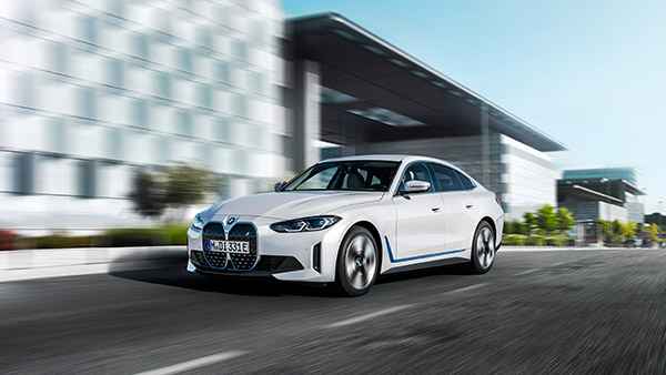 BMW Recalls iX and i4 EVs Over Battery Issues - Owners Told Not To Drive Charge Or Park Vehicles
