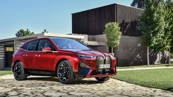 BMW Recalls iX and i4 EVs Over Battery Issues - Owners Told Not To Drive Charge Or Park Vehicles