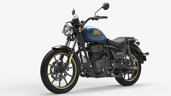 Royal Enfield Hunter 350 Spotted At Dealership Ahead Of The Launch