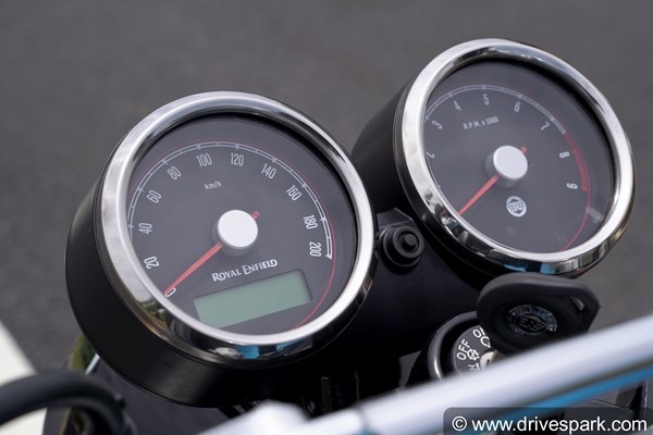 Royal Enfield Super Meteor Spotted Testing Again - Looks Almost Ready