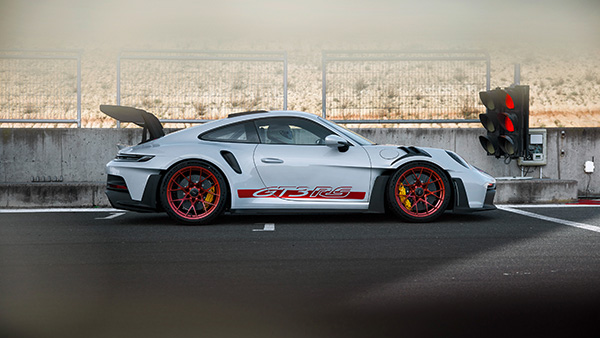 Porsche 911 (992) GT3 RS Revealed With Bonkers Aero Package & 518bhp