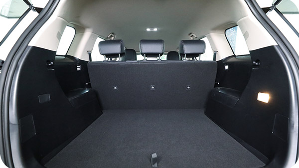 450 BYD e6 Electric MUVs Sold Across India - 520km Range, 71.7kWh Battery Pack & More