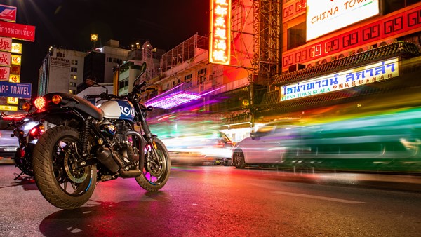 Royal Enfield Hunter 350 Vs TVS Ronin - Design, Features, Powertrain, Price & More