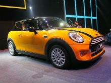 MINI Cooper D 3-Door, MINI Cooper 5-Door Launched In India