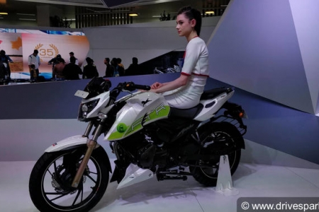 TVS Apache RTR 200 Fi Ethanol Photos - Auto Expo 2018 Images