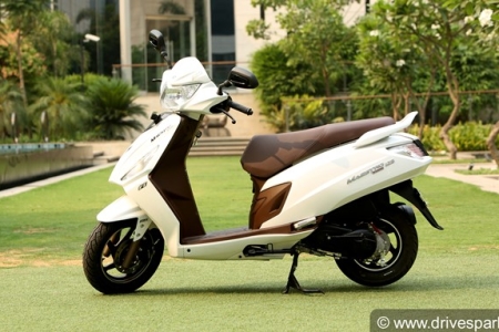 Hero Maestro Edge 125 Photos - Auto Expo 2018 Images