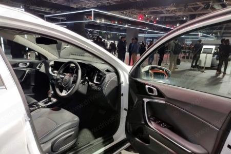 Kia Xceed Photos - Auto Expo 2020 Images