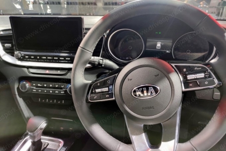 Kia Xceed Photos - Auto Expo 2020 Images