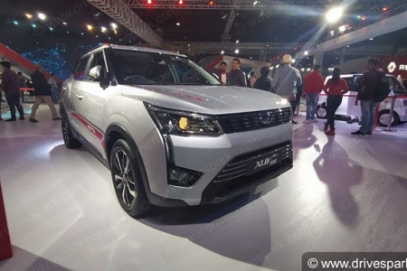 Mahindra XUV300 Sportz Photos - Auto Expo 2020 Images