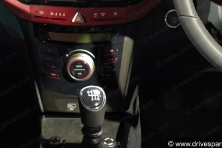 Mahindra XUV300 Sportz Photos - Auto Expo 2020 Images