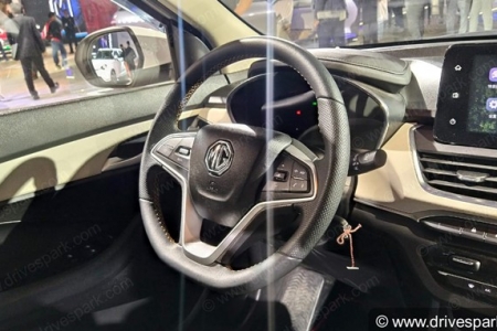 MG 360M Photos - Auto Expo 2020 Images