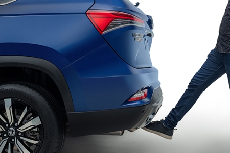 MG Hector Plus Photos - Auto Expo 2020 Images