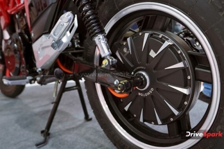 2023 EVTRIC Rise Photos - Auto Expo 2023 Images