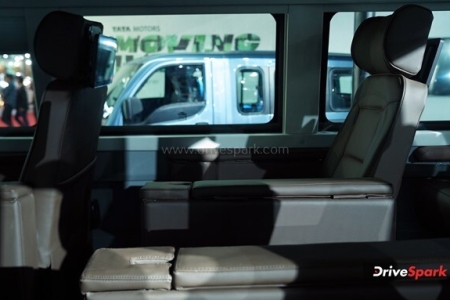 2023 Tata Winger Photos - Auto Expo 2023 Images