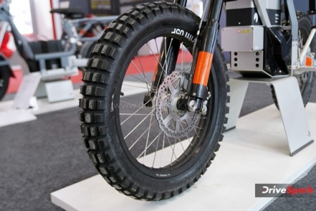 Cake Kalk Photos - Auto Expo 2023 Images