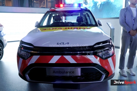 Kia Carens Ambulance Photos - Auto Expo 2023 Images