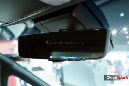 Lexus LM Photos - Auto Expo 2023 Images