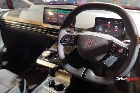 MG4 Photos - Auto Expo 2023 Images