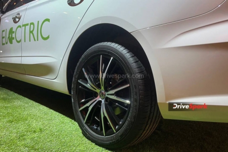 MG5 Photos - Auto Expo 2023 Images