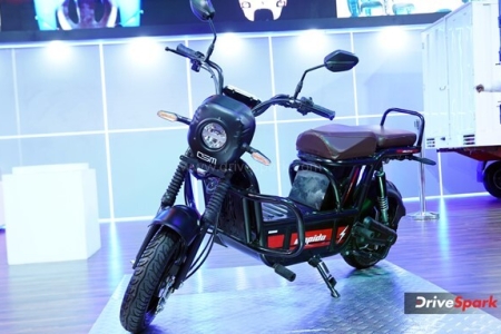 OSM Mopido EV Photos - Auto Expo 2023 Images